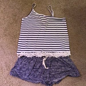 Wallflower shorts pyjama set size small